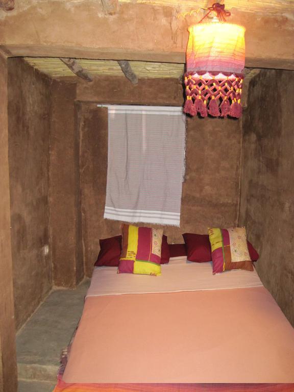 Zaouia de Sidi el Mokhtar Ben Ali Auberge Toda Kasbah Tinfou מראה חיצוני תמונה